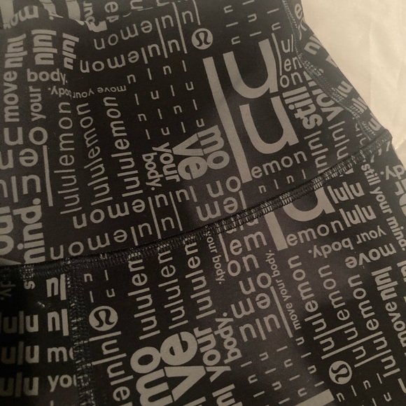Lululemon leggings - Picture 5 of 5